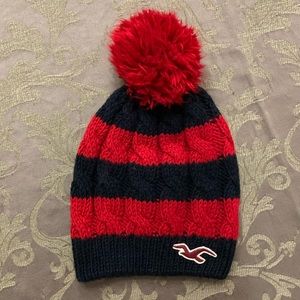 Hollister beanie with pompom